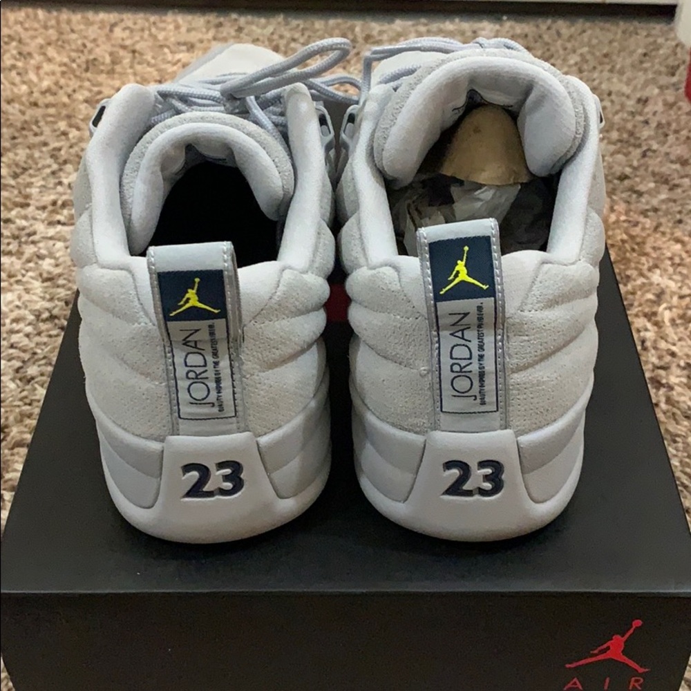 Air Jordan 12 Retro - Picture 3 of 3